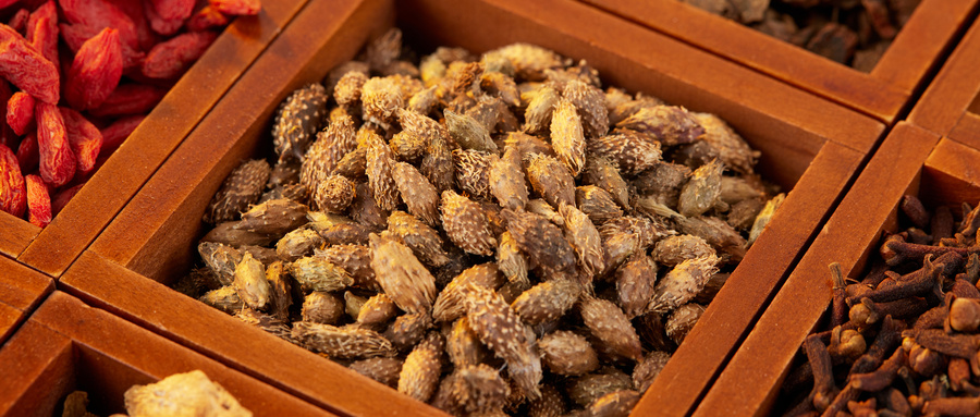 中医治疗肿瘤见效慢是真的吗？成都普济中医肿瘤专家详解